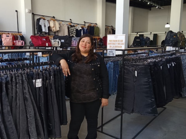 De vender por vivos de Facebook a cumplir el sue�o de su local